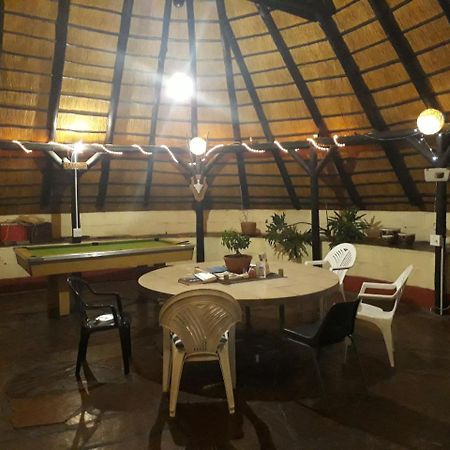Guesthouse Villa Nina โอกาฮันด์จา ภายนอก รูปภาพ