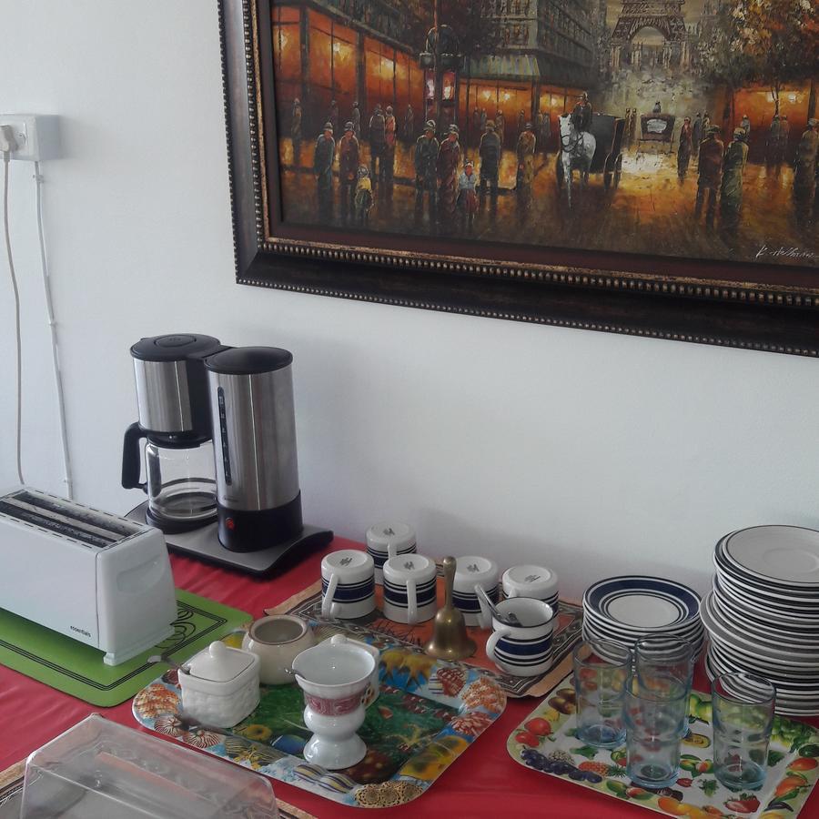 Guesthouse Villa Nina โอกาฮันด์จา ภายนอก รูปภาพ