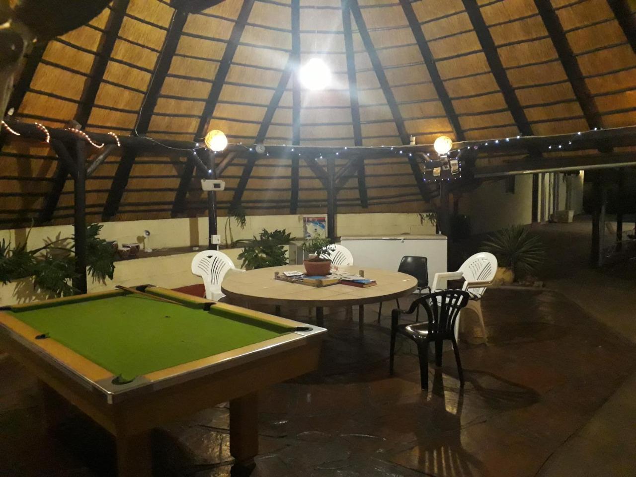 Guesthouse Villa Nina โอกาฮันด์จา ภายนอก รูปภาพ